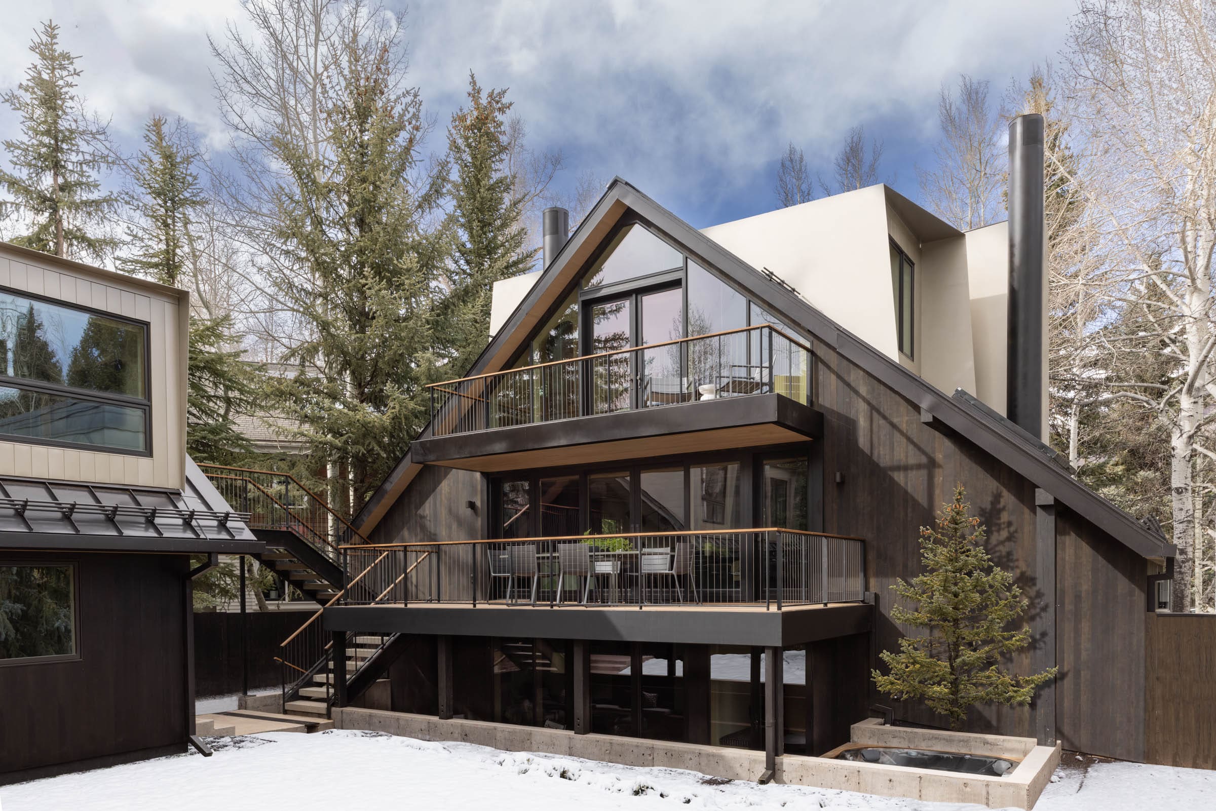 SKIER CHALET
